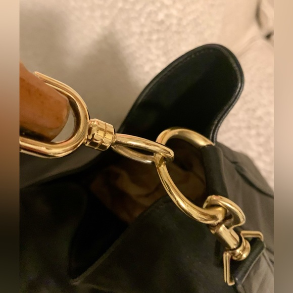 GUCCI Leather Shoulder/Crossbody Bag with Bamboo Handle- Vintage GUC from 1990’s - Picture 14 of 17